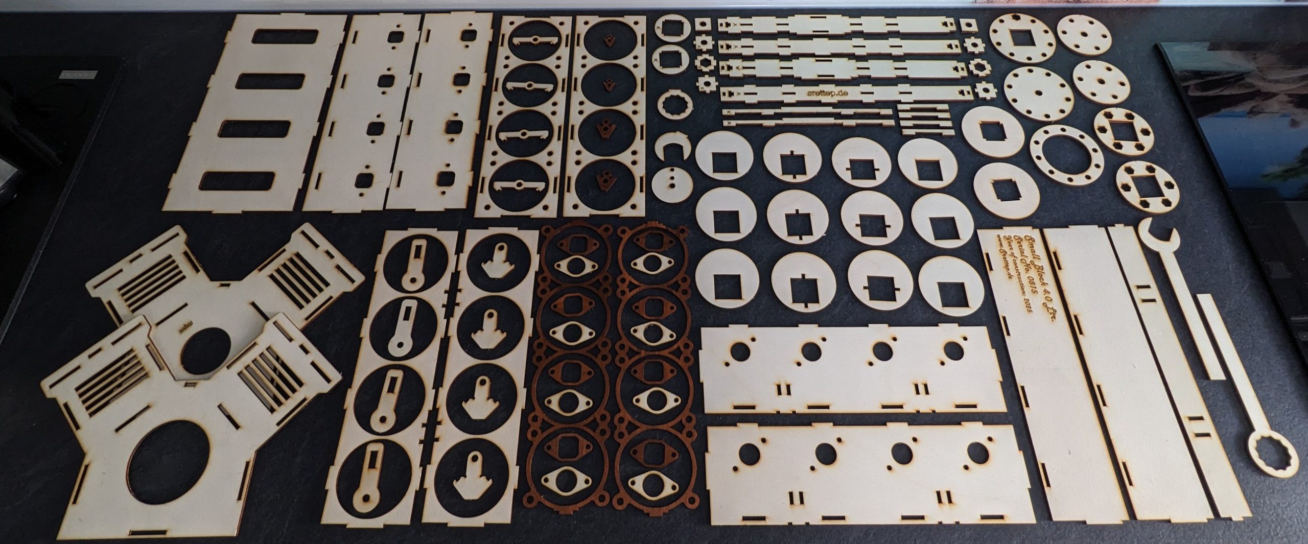 Biermotor V8 als Bausatz