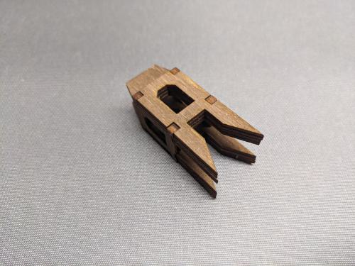 Turmaufbau, 6 Teile zusammengesetzt